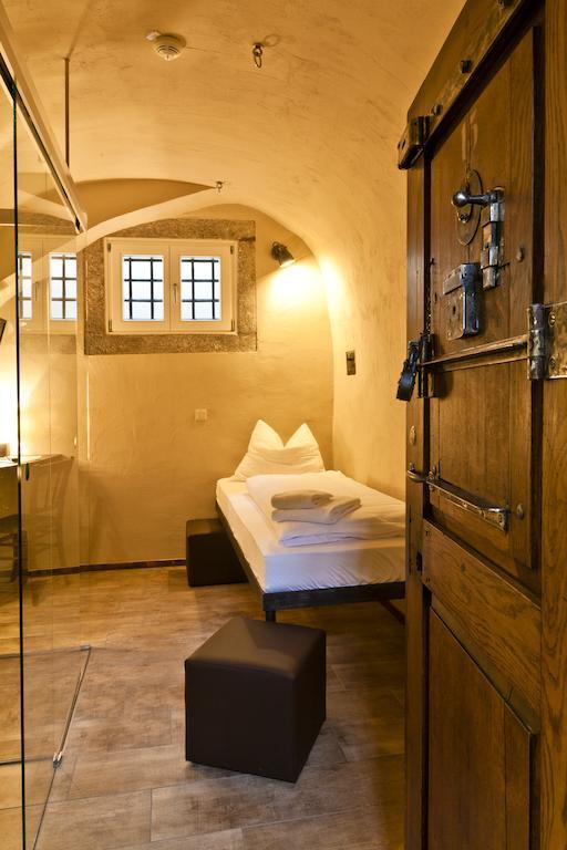 Knast-Hotel Fronfeste アンベルク 部屋 写真